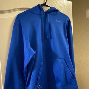 Blue Nike therma fit hoodie
